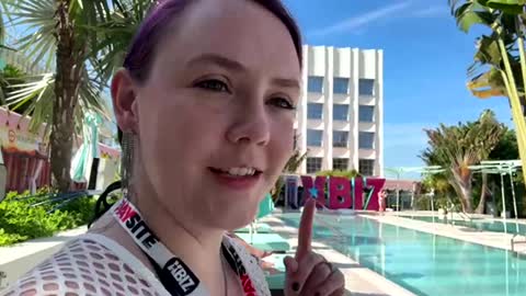 Jennah online show from May 12, 2026, 1:41 pm