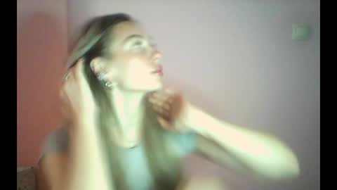 Snapshot of syrami chatting on June 17, 2026, 2:18 pm syrami online show from June 17, 2026, 2:18 pm