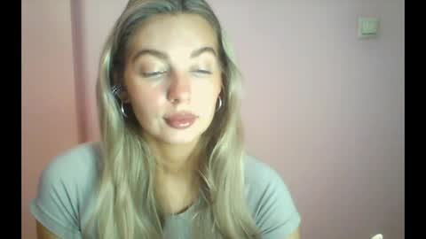 Snapshot of syrami chatting on July 7, 2026, 3:05 pm syrami online show from July 7, 2026, 3:05 pm