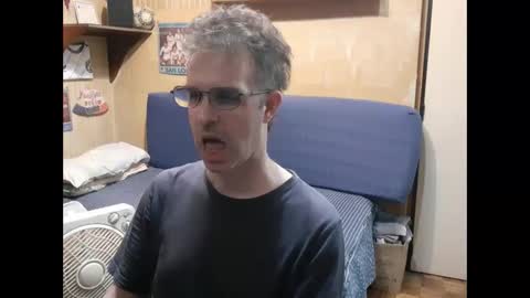 Snapshot of t_eacher5 chatting on January 27, 2025, 5:03 am Maxi online show from January 27, 2025, 5:03 am