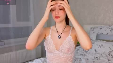 Snapshot of t_tragedienne chatting on February 1, 2026, 1:20 pm Heeey im Helena3 -- fav555100333 -- pvts only premium and after my public show 3 online show from February 1, 2026, 1:20 pm
