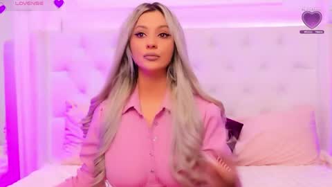 Arianna online show from April 8, 2026, 12:49 pm