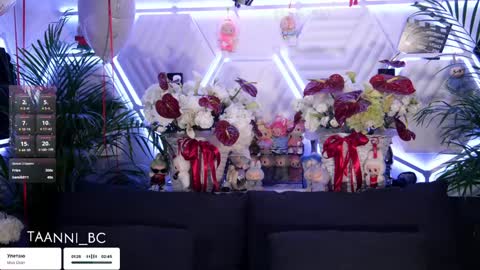 TAANNI online show from September 11, 2025, 9:59 pm