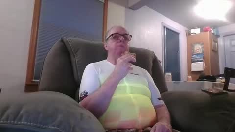 tacrunner66_ online show from March 7, 2025, 2:25 am