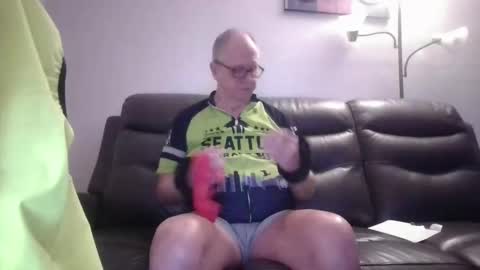 tacrunner66_ online show from February 12, 2026, 3:07 pm