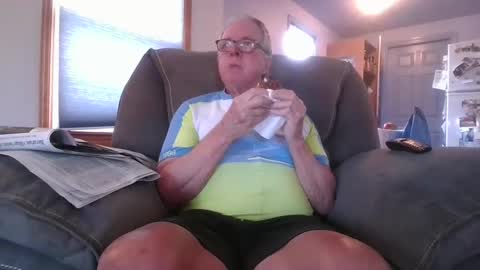 tacrunner66_ online show from May 2, 2026, 3:17 pm
