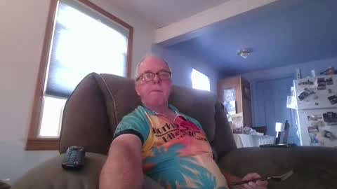 Snapshot of tacrunner66_ chatting on July 16, 2026, 2:17 am tacrunner66_ online show from July 16, 2026, 2:17 am