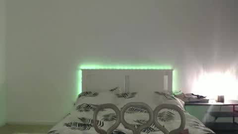 Snapshot of taissa7sirene chatting on March 3, 2025, 7:17 pm Taissa Sirene online show from March 3, 2025, 7:17 pm