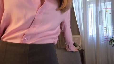 Snapshot of taitatkins chatting on January 29, 2025, 11:30 am Emily online show from January 29, 2025, 11:30 am