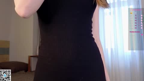 Snapshot of taitatkins chatting on February 10, 2025, 11:25 am Emily online show from February 10, 2025, 11:25 am