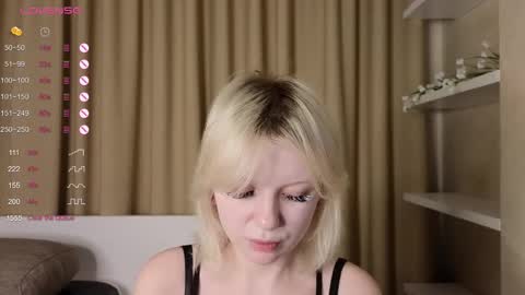 Snapshot of taitatkins chatting on February 26, 2025, 9:16 pm Emily online show from February 26, 2025, 9:16 pm