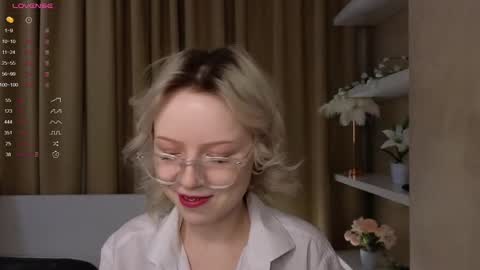 Snapshot of taitatkins chatting on March 12, 2025, 5:38 pm Emily online show from March 12, 2025, 5:38 pm