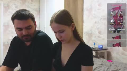 taiti_fox_cub online show from October 28, 2025, 6:32 pm