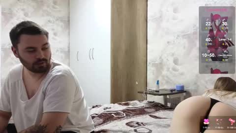 taiti_fox_cub online show from October 30, 2025, 4:52 pm