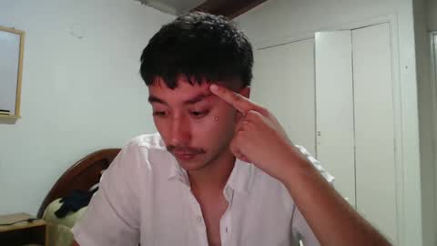 Snapshot of talhi_ chatting on December 31, 2024, 4:27 am talhi_ online show from December 31, 2024, 4:27 am