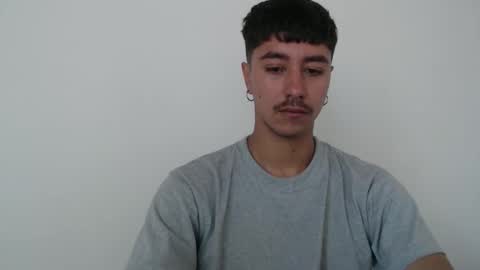 Snapshot of talhi_ chatting on October 27, 2025, 3:05 pm talhi_ online show from October 27, 2025, 3:05 pm