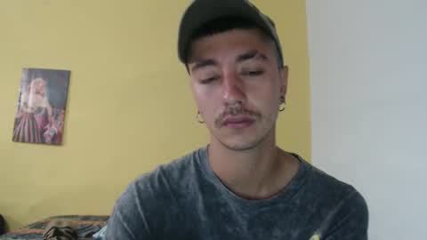 Snapshot of talhi_ chatting on November 21, 2025, 1:21 pm talhi_ online show from November 21, 2025, 1:21 pm