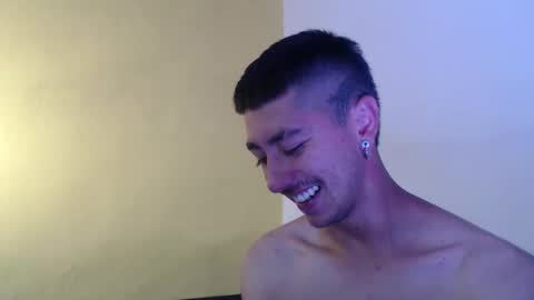 Snapshot of talhi_ chatting on November 22, 2025, 9:47 pm talhi_ online show from November 22, 2025, 9:47 pm