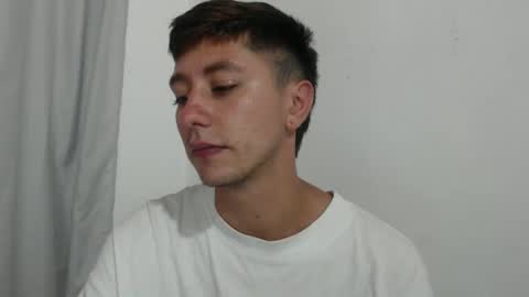 Snapshot of talhi_ chatting on January 7, 2026, 6:49 am talhi_ online show from January 7, 2026, 6:49 am