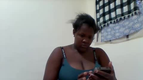 Snapshot of taliah254 chatting on February 4, 2026, 7:36 am taliah254 online show from February 4, 2026, 7:36 am