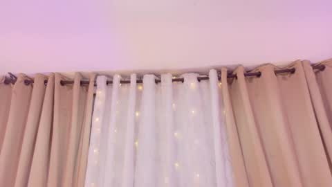 Snapshot of talianavega chatting on June 14, 2026, 4:53 pm tali online show from June 14, 2026, 4:53 pm