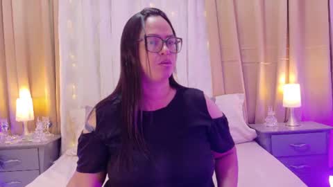 Snapshot of talianavega chatting on July 10, 2026, 5:37 pm tali online show from July 10, 2026, 5:37 pm