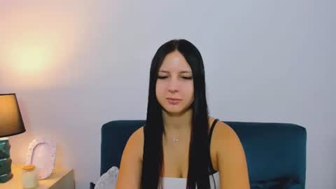 taliasensitive online show from November 14, 2025, 9:19 am