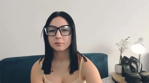 taliasensitive online show from February 19, 2026, 9:38 am