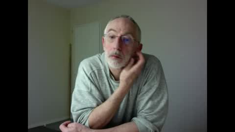 Snapshot of taliesin4321 chatting on February 24, 2025, 8:14 pm Jack Pierrot online show from February 24, 2025, 8:14 pm