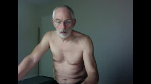 Snapshot of taliesin4321 chatting on September 20, 2025, 7:04 pm Jack Pierrot online show from September 20, 2025, 7:04 pm