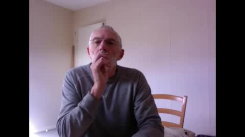 Snapshot of taliesin4321 chatting on October 25, 2025, 12:02 pm Jack Pierrot online show from October 25, 2025, 12:02 pm