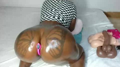 Snapshot of talisha254 chatting on May 1, 2026, 3:00 am butterflyass online show from May 1, 2026, 3:00 am