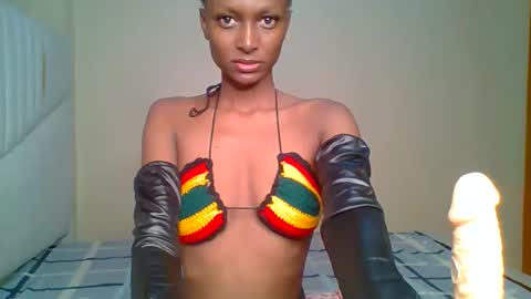 Snapshot of talisha_smiley chatting on February 12, 2026, 1:44 am talisha smiles online show from February 12, 2026, 1:44 am