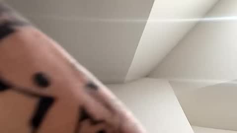 Snapshot of tallcleancuthung chatting on April 9, 2026, 11:04 am Tallcleancuthung online show from April 9, 2026, 11:04 am