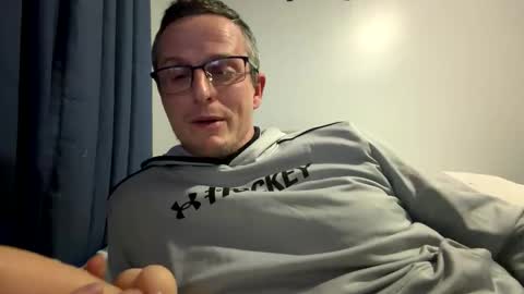 Snapshot of tallglassowater9cut459014 chatting on April 7, 2026, 3:07 am first stream was very fun grateful for every follow and super active chat online show from April 7, 2026, 3:07 am