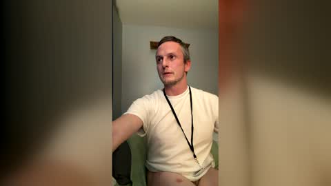 Snapshot of tallglassowater9cut459014 chatting on April 9, 2026, 6:19 am first stream was very fun grateful for every follow and super active chat online show from April 9, 2026, 6:19 am