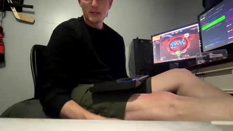 Snapshot of tallglassowater9cut459014 chatting on June 7, 2026, 9:02 am first stream was very fun grateful for every follow and super active chat online show from June 7, 2026, 9:02 am