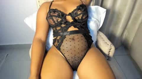 Jade online show from October 23, 2025, 4:34 am