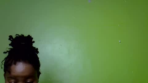 tamara_byb online show from November 16, 2025, 11:16 am