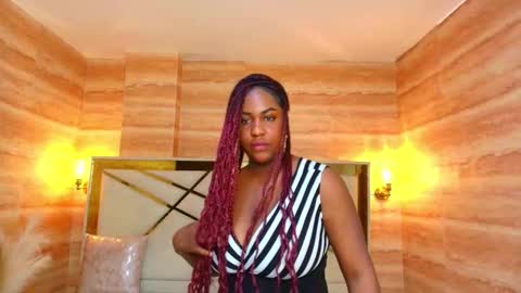 Snapshot of tamara_r_ chatting on October 30, 2025, 9:04 pm Tamara online show from October 30, 2025, 9:04 pm