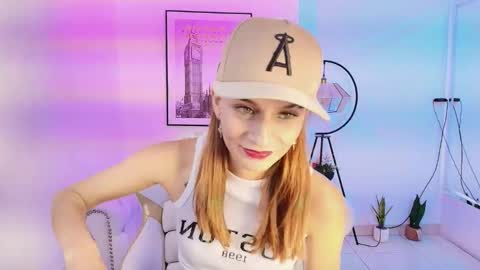 Snapshot of tamara_slimx chatting on January 2, 2025, 11:27 pm Tamara online show from January 2, 2025, 11:27 pm