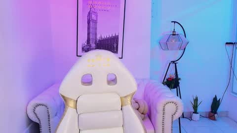 Snapshot of tamara_slimx chatting on January 8, 2025, 10:04 am Tamara online show from January 8, 2025, 10:04 am