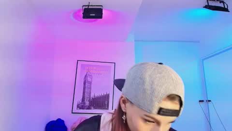 Snapshot of tamara_slimx chatting on January 10, 2025, 6:42 am Tamara online show from January 10, 2025, 6:42 am