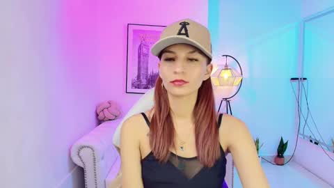 Snapshot of tamara_slimx chatting on January 17, 2025, 6:15 am Tamara online show from January 17, 2025, 6:15 am