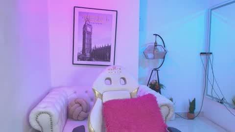Snapshot of tamara_slimx chatting on January 21, 2025, 9:13 am Tamara online show from January 21, 2025, 9:13 am