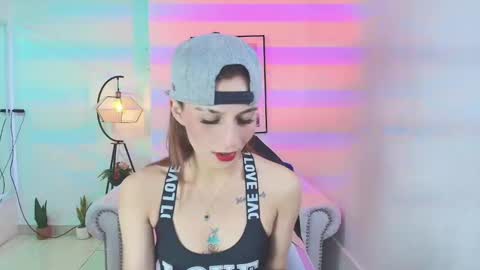 Snapshot of tamara_slimx chatting on January 29, 2025, 3:54 am Tamara online show from January 29, 2025, 3:54 am