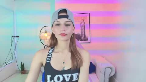 Snapshot of tamara_slimx chatting on January 29, 2025, 7:04 am Tamara online show from January 29, 2025, 7:04 am