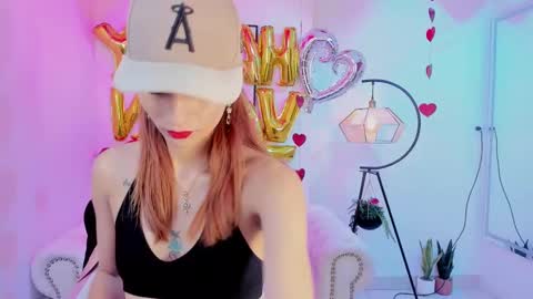 Snapshot of tamara_slimx chatting on February 13, 2025, 3:39 am Tamara online show from February 13, 2025, 3:39 am