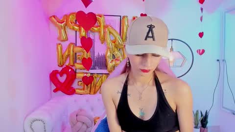 Snapshot of tamara_slimx chatting on February 13, 2025, 6:41 am Tamara online show from February 13, 2025, 6:41 am
