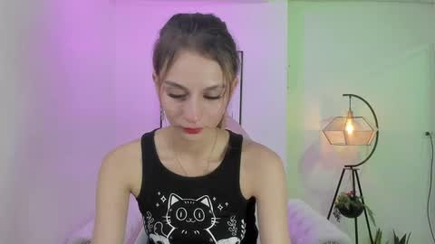 Snapshot of tamara_slimx chatting on March 7, 2025, 3:40 am Tamara online show from March 7, 2025, 3:40 am